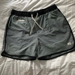 Men’s Vuori Banks Shorts.